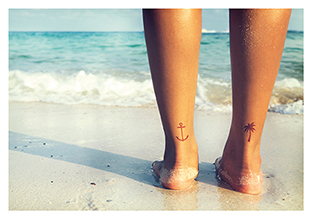 Postkarte - La Card - Feet in the sand